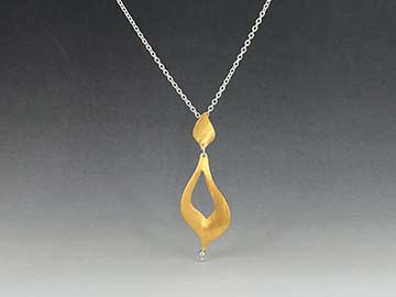 nicola bannerman Large yellow gold Dali pendant